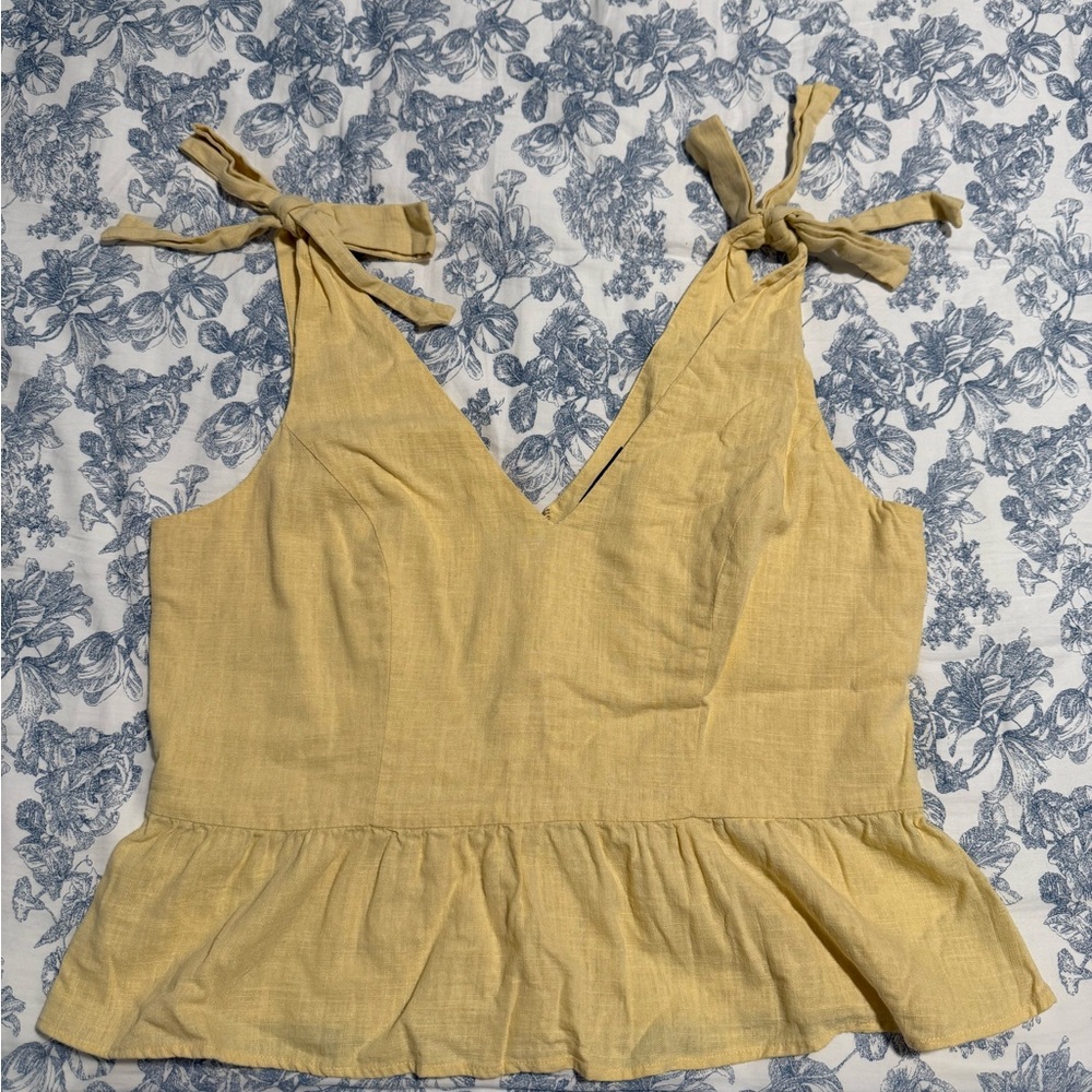 Express Light Yellow Sleeveless Blouse